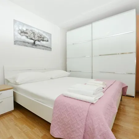 Lorena Apartment Zadar Exterior photo
