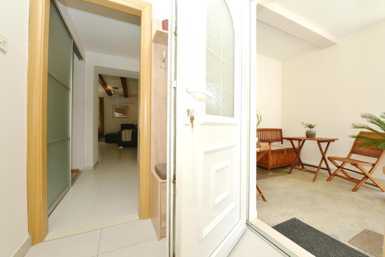Apartment Lorena *