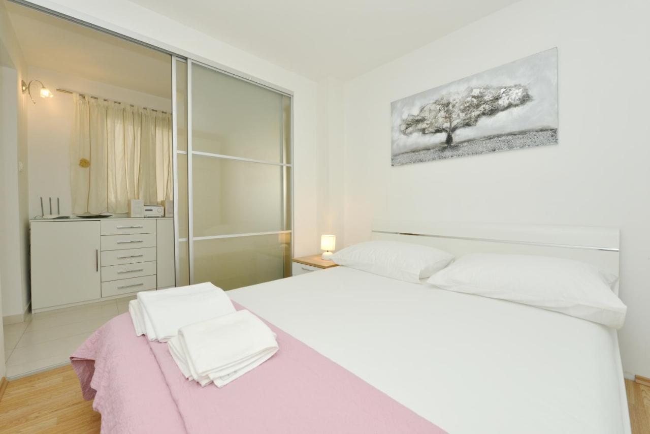 Apartment Lorena *