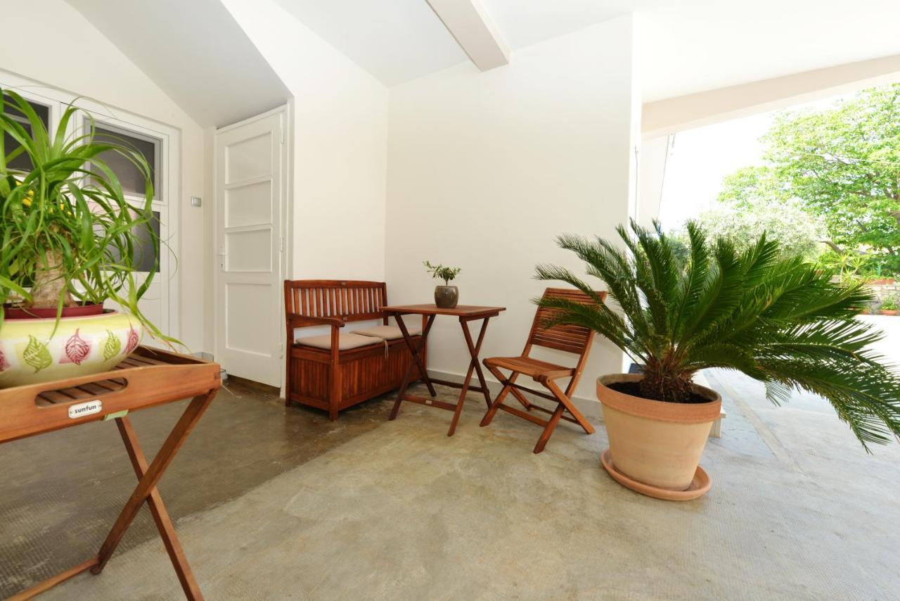 Lorena Apartment *